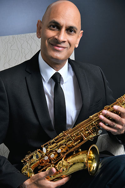 Professor Calendra Devloup