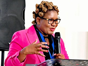 Dr.-Vathiswa-Papu-Zamxaka.