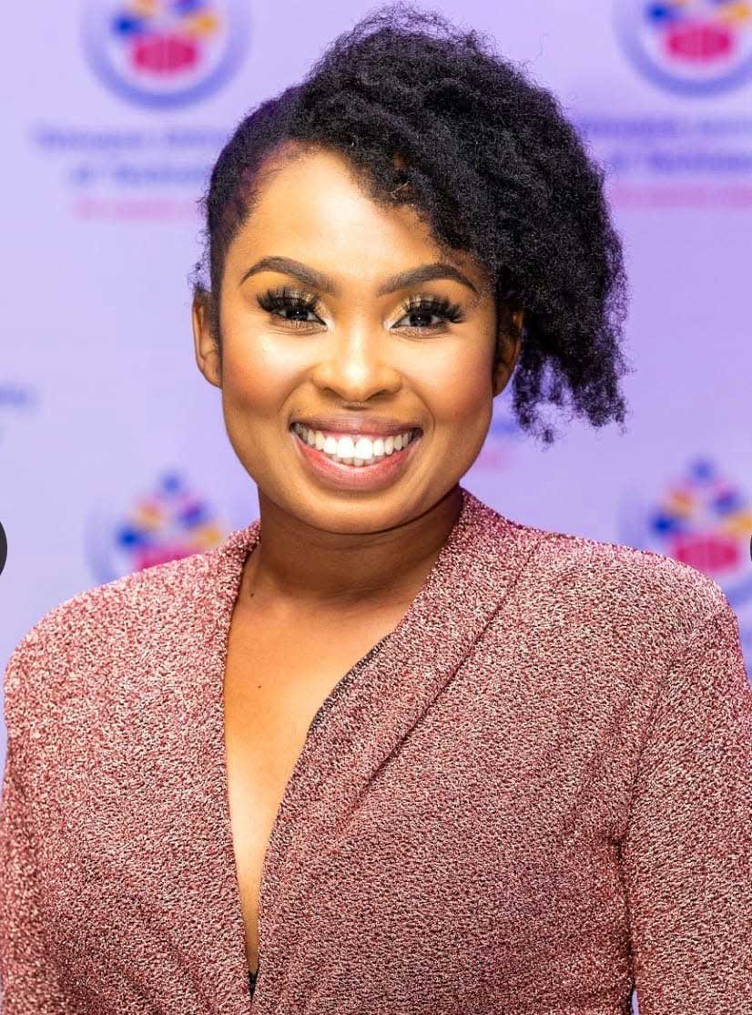 Ms Phaphama Tshisikhawe